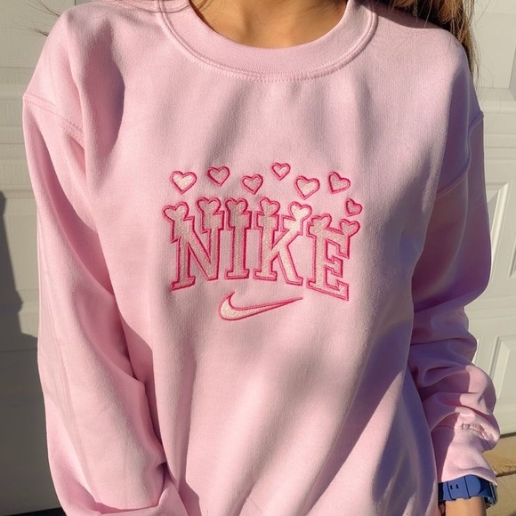 Lots of hearts Sweatshirt - Picture 2 of 5